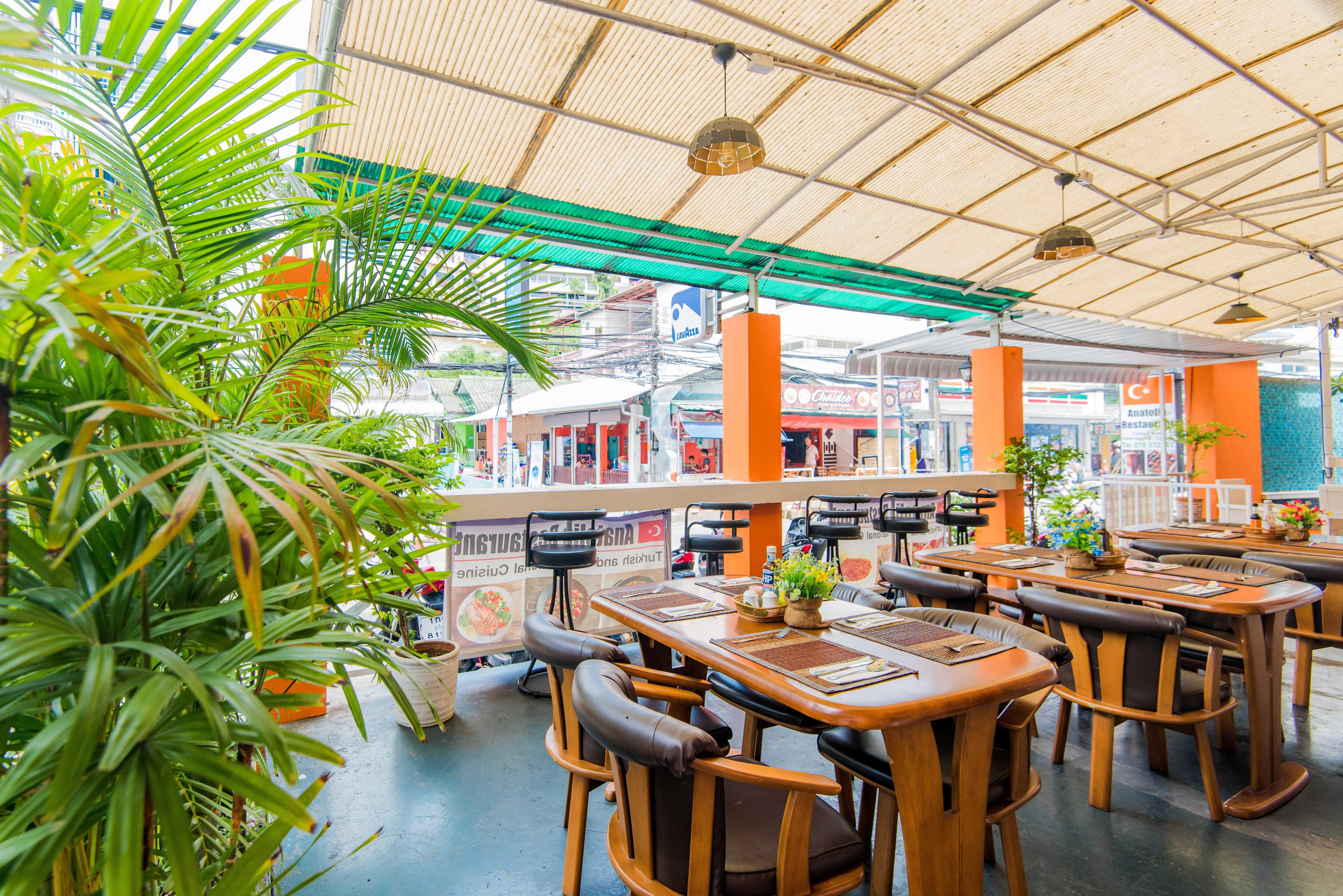 Bauman Ville Hotel Phuket Exterior foto